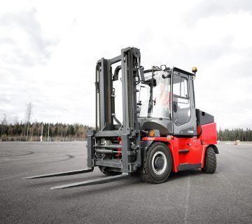 انتخاب لیفتراک بر اساس ظرفیت بار: راهنمای ویژه طوس لیفتراک