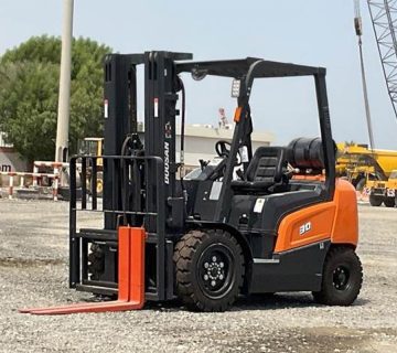 رضایت مشتریان از قطعات اصلی لیفتراک‌های دوو دوسان: تجربه طوس لیفتراک